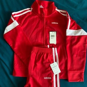 Boy’s NWT Adidas Track Suit Size 5